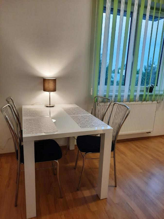 Apartment Prague-2 Rooms Free Parking Экстерьер фото